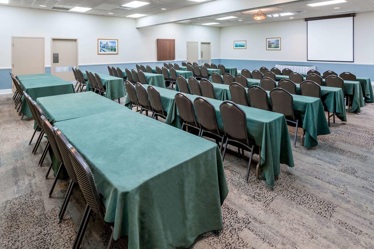 Ramada Plaza By Wyndham Nags Head Oceanfront Hotell Kill Devil Hills Eksteriør bilde