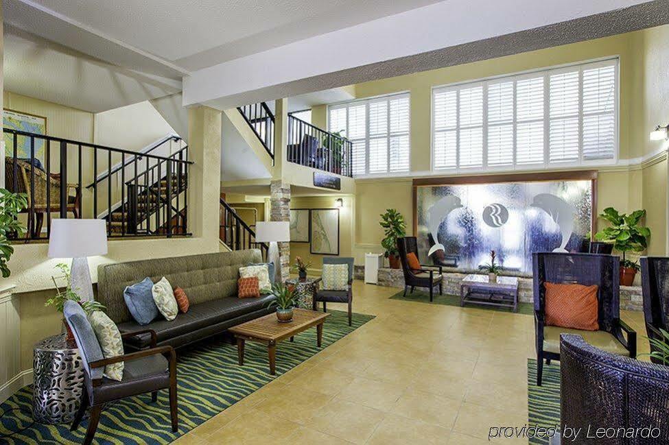 Ramada Plaza By Wyndham Nags Head Oceanfront Hotell Kill Devil Hills Eksteriør bilde